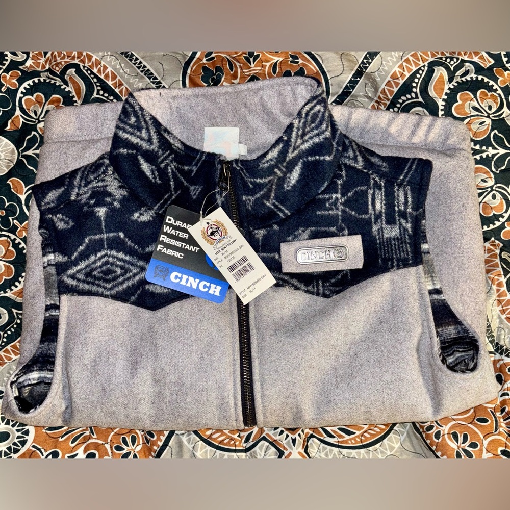 Cinch boys Durable Water-Resistant vest Gray and Navy SIZE 14